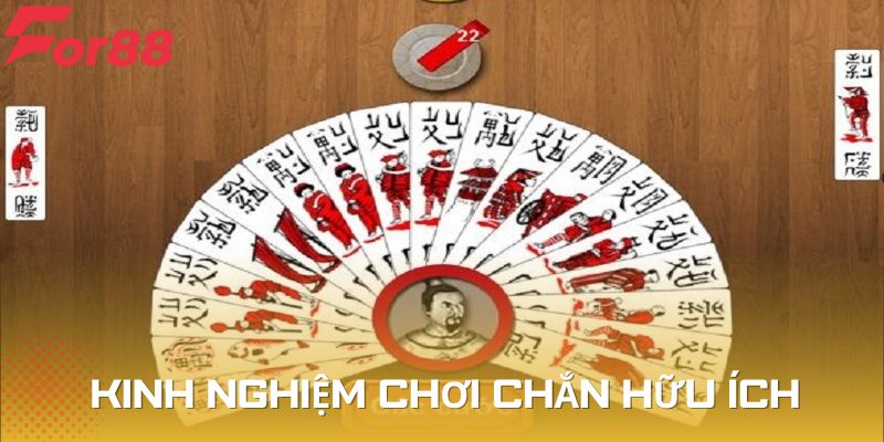 Kinh nghiệm chơi Chắn hữu ích nhất đó là quan sát và phán đoán bài của đối thủ
